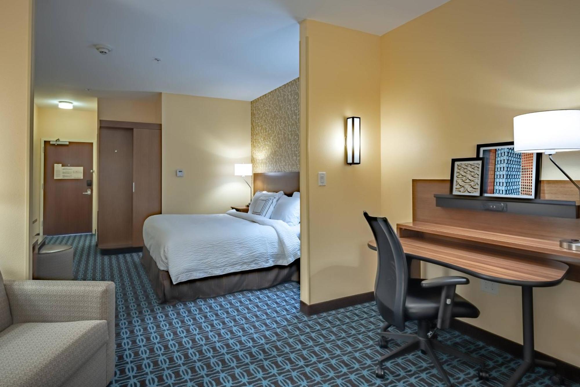 Fairfield Inn & Suites By Marriott Террелл Экстерьер фото