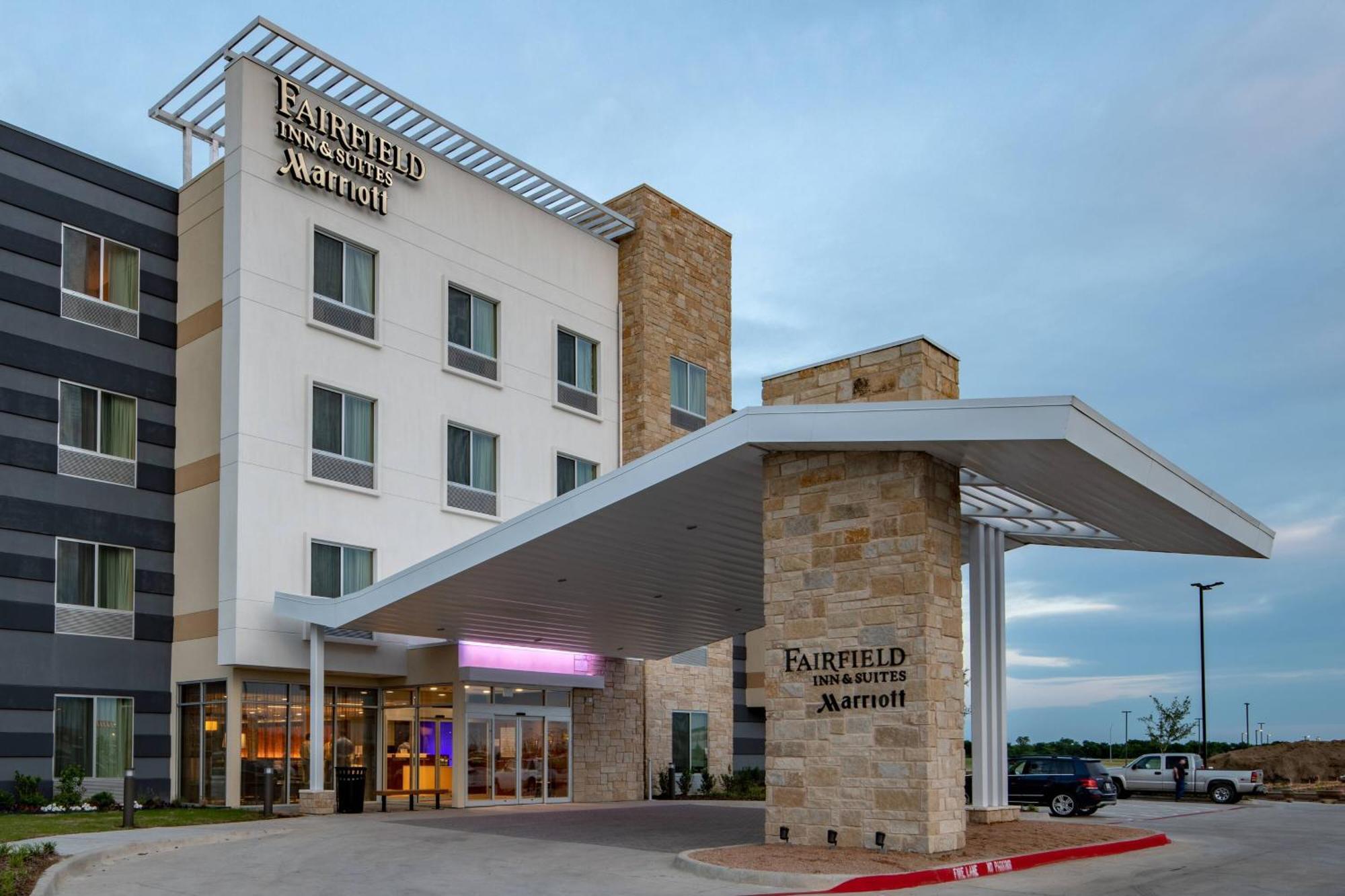 Fairfield Inn & Suites By Marriott Террелл Экстерьер фото